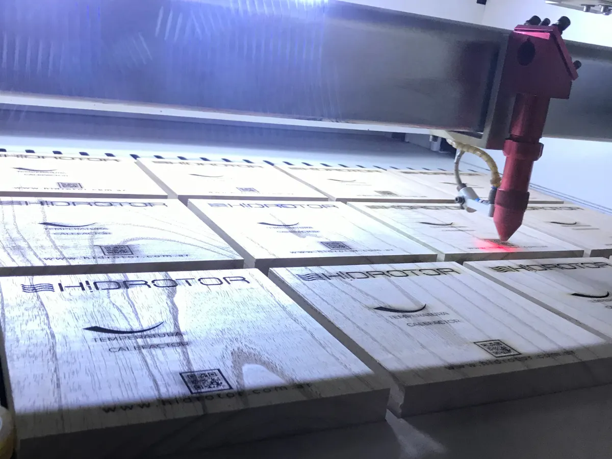Pieza de MDF cortada con láser 7