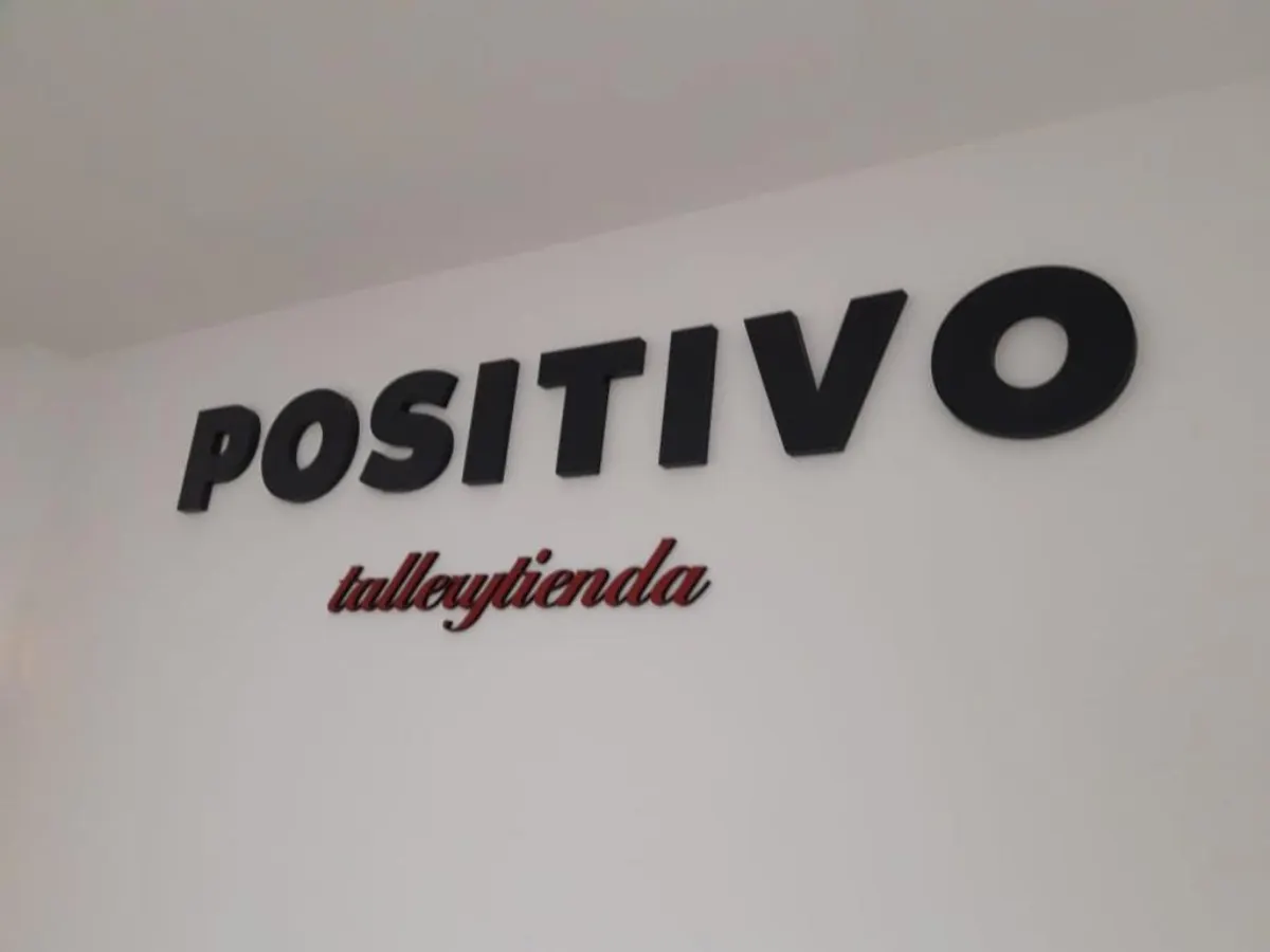 Trabajo personalizado en láser 3
