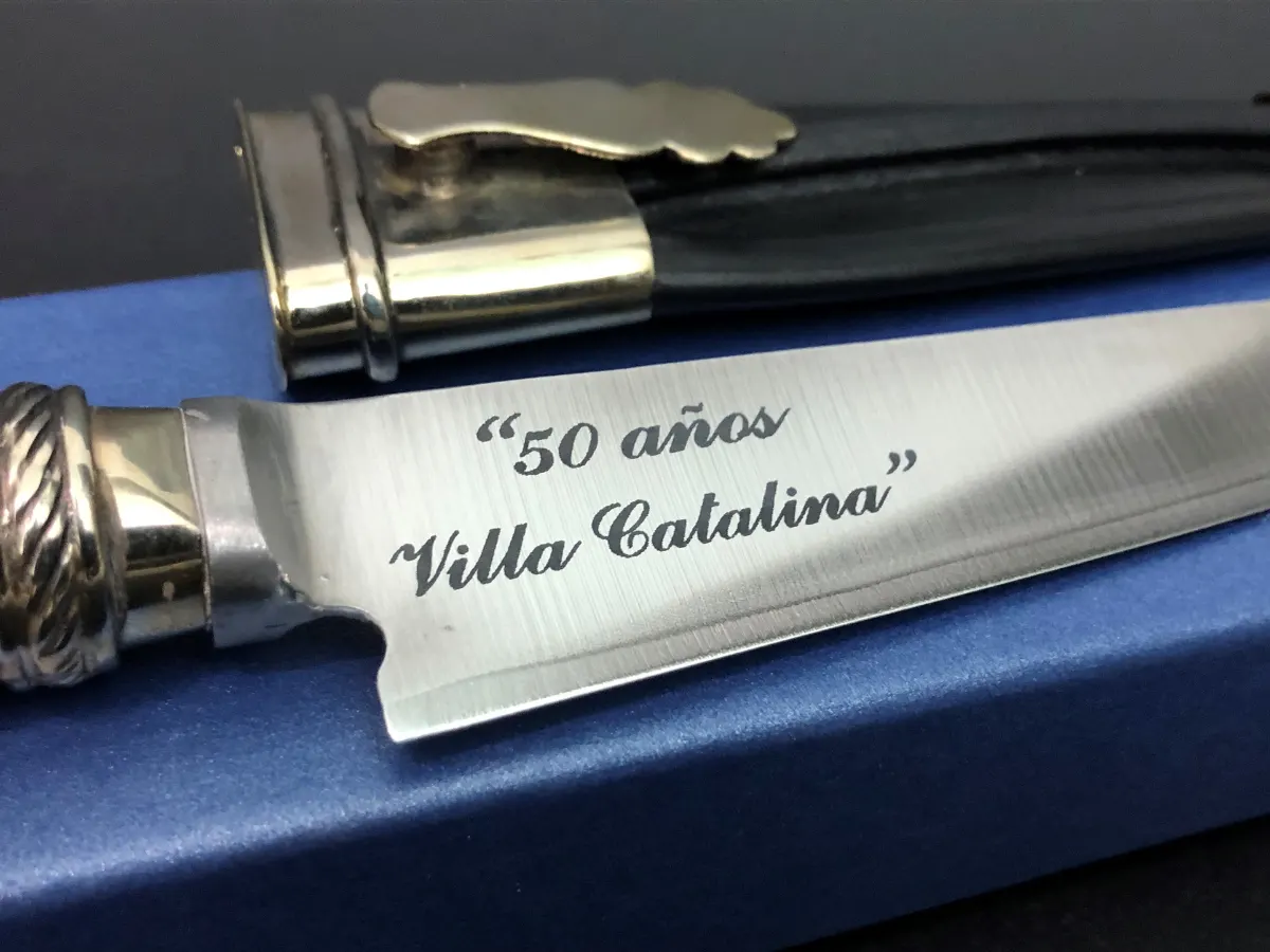 Trabajo personalizado en láser 8